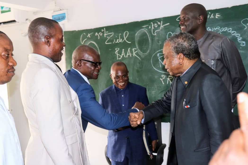 L'Université Simon Kimbangu accueille le Professeur Dr Jean-Jacques Muyembe pour une conférence-débat sur Ebola Bundibugyo